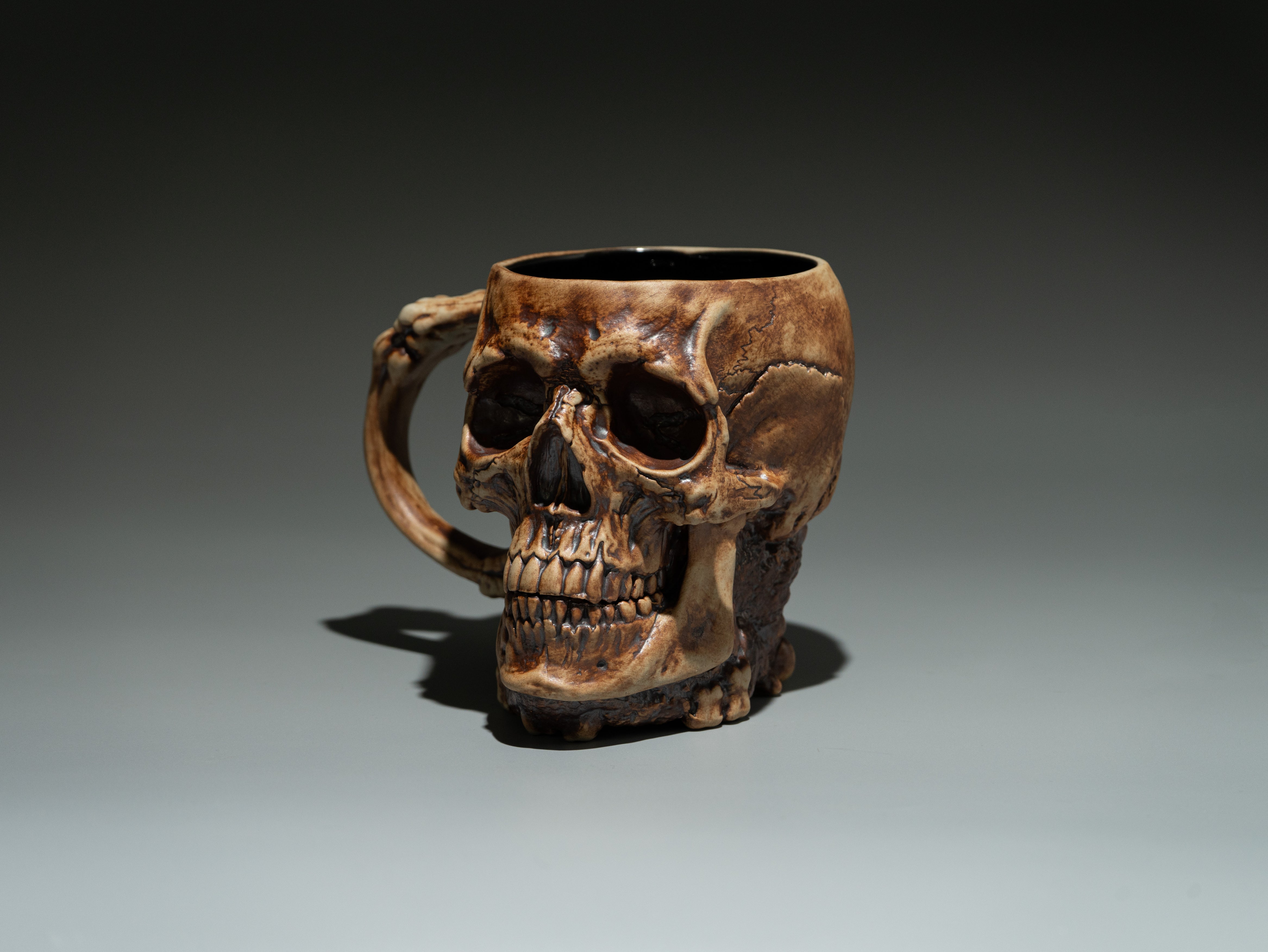 Crossbone Skull Stein 22oz