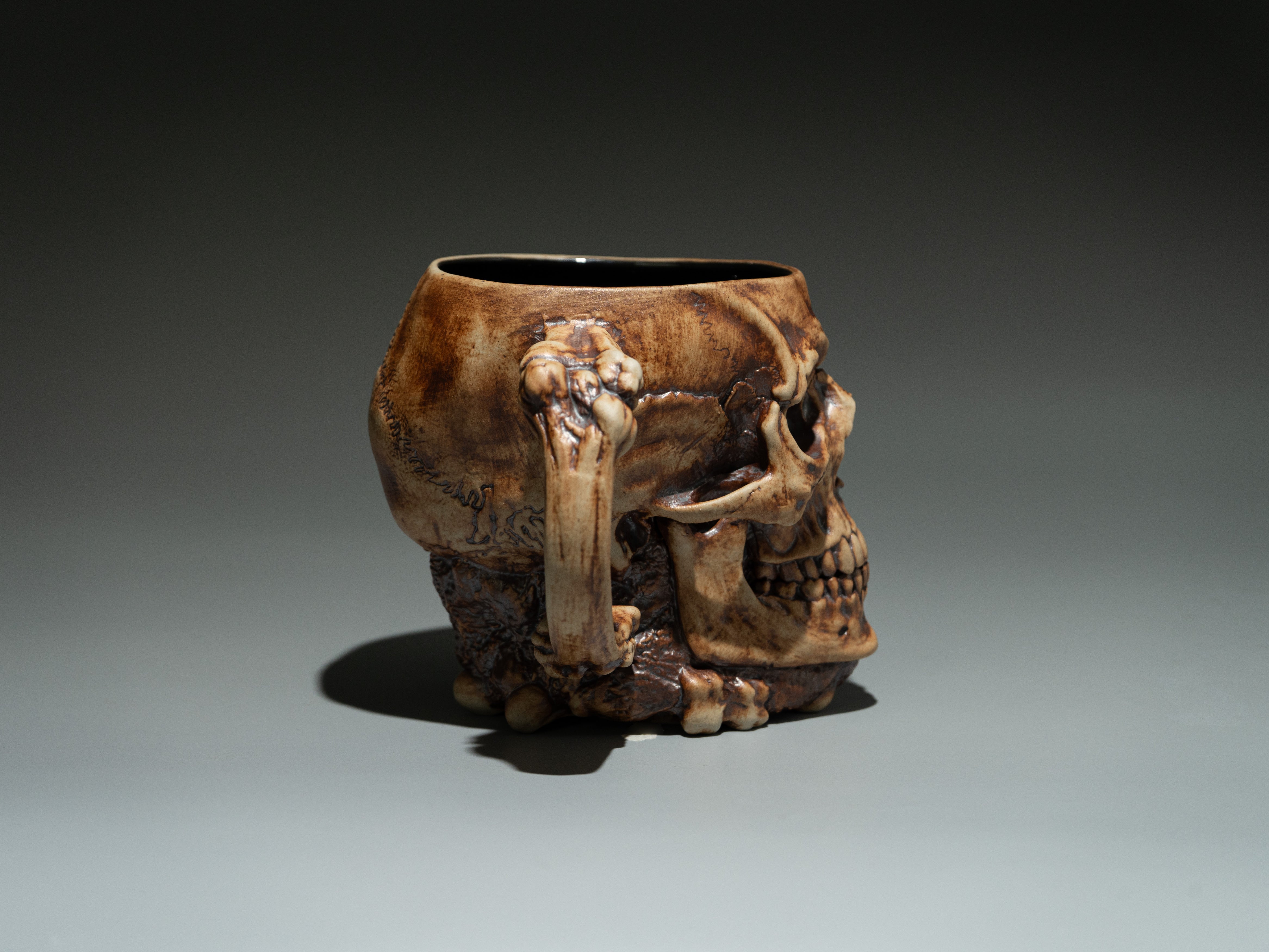 Crossbone Skull Stein 22oz