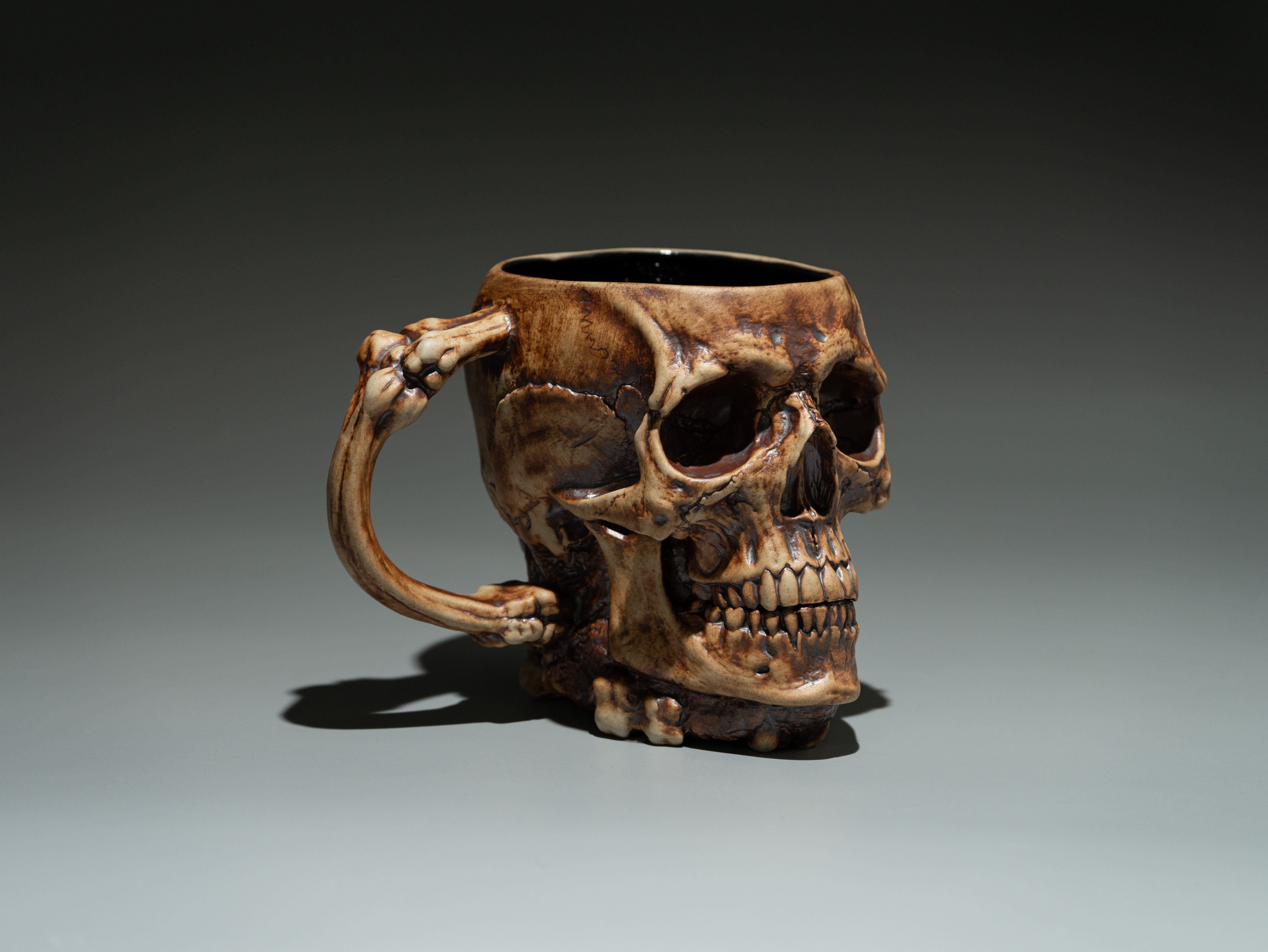Crossbone Skull Stein 22oz