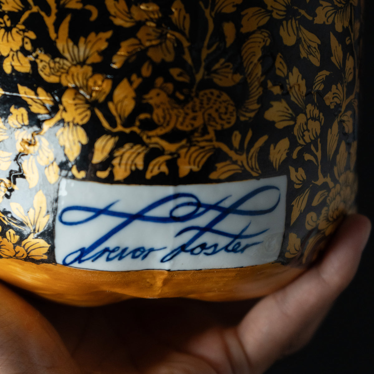 Lai Rot Nam and Lai Plaeo, Trevor Foster, Bencharong on porcelain skull (5)