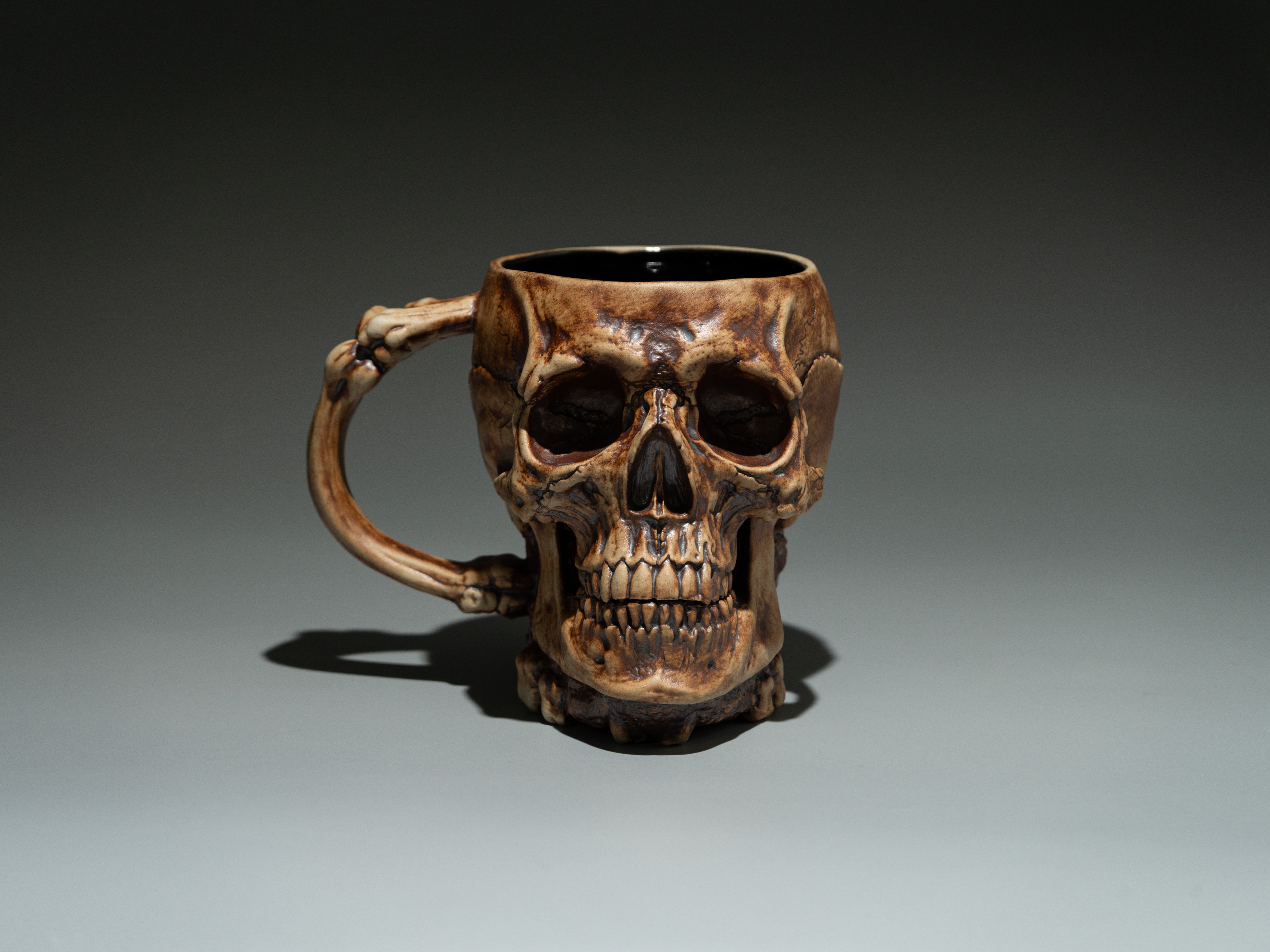 Crossbone Skull Stein 22oz