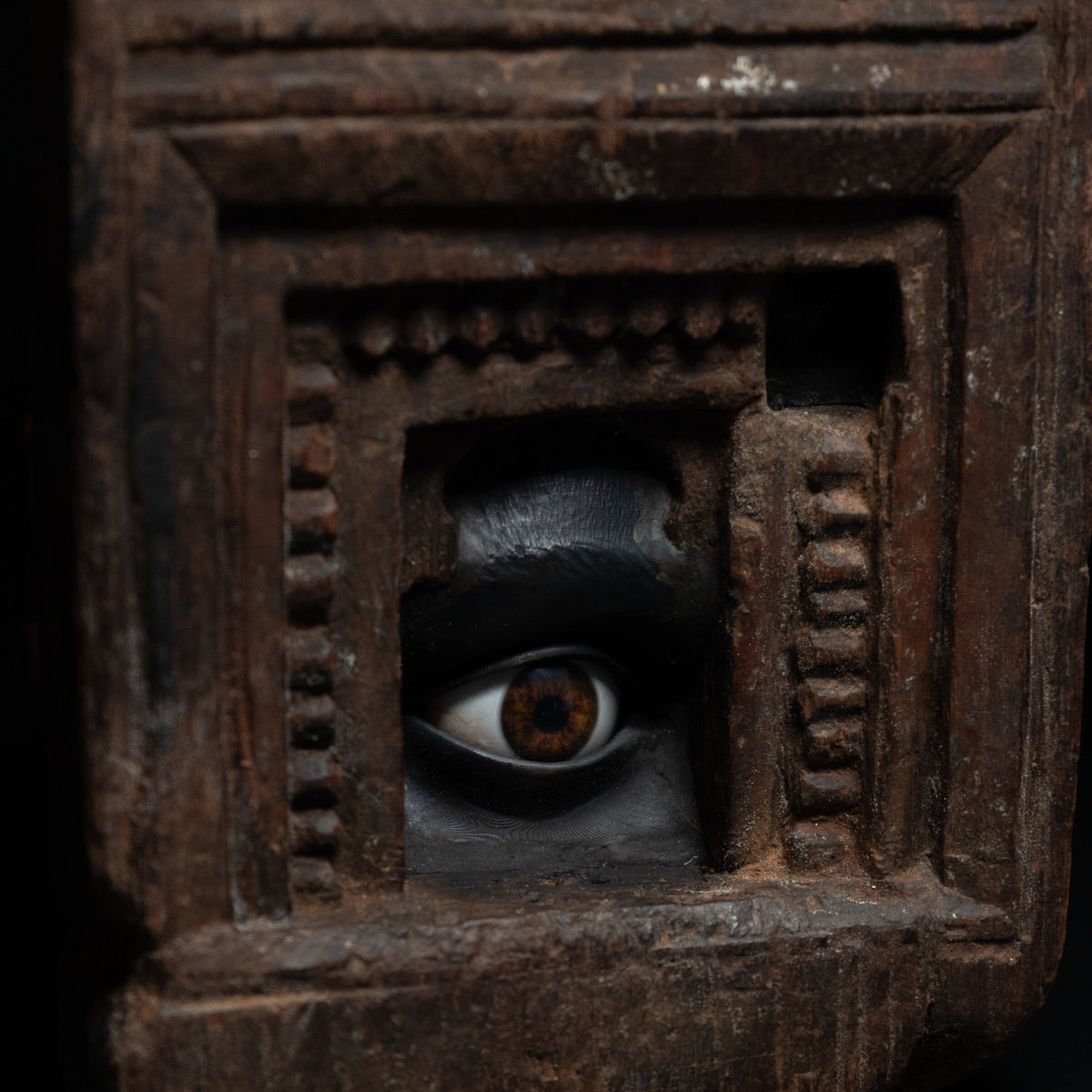 Inward Looking V — detail view 3